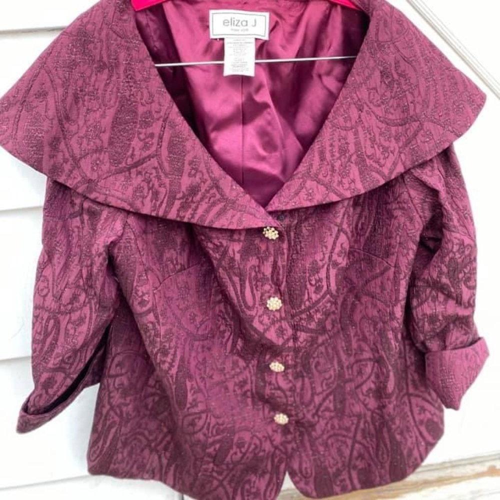 Eliza J Skirt Suit Size 16